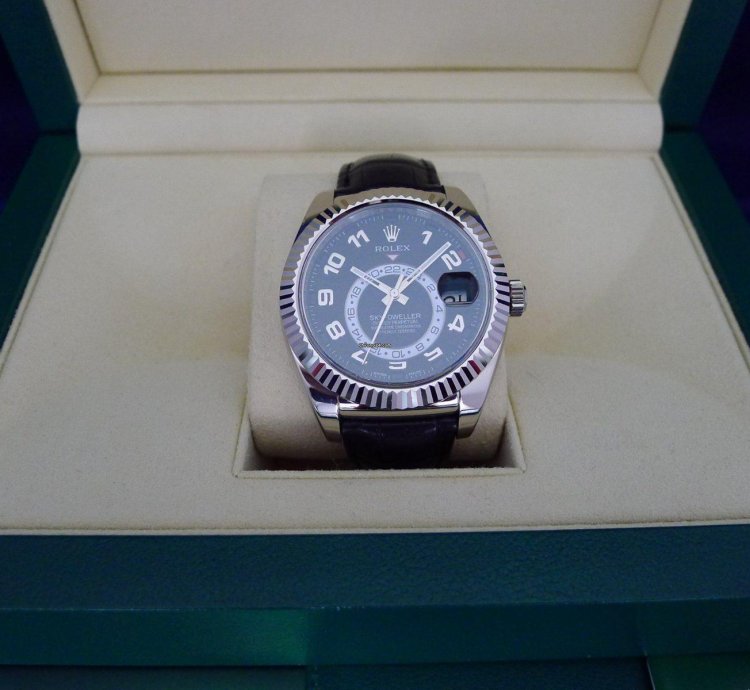 Rolex Sky-dweller Ref 326139