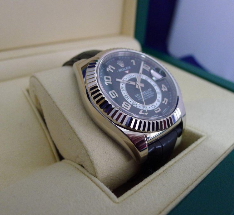 Rolex Sky-dweller Ref 326139