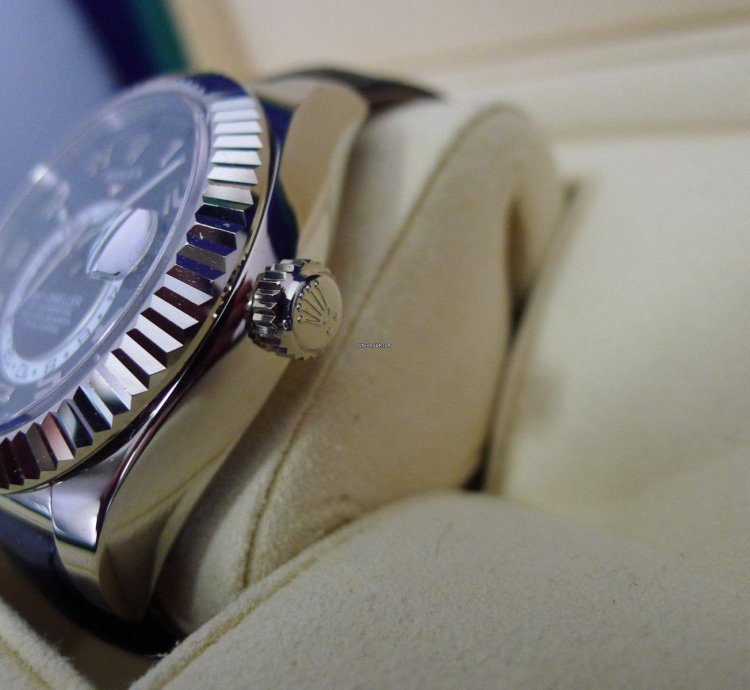 Rolex Sky-dweller Ref 326139