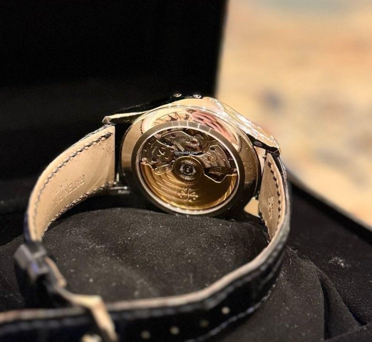Patek Philippe Annual Calendar Chronograph 5905p-001