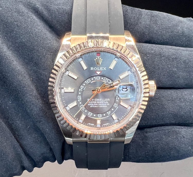 Rolex Sky-dweller Rhodium Dial Rose Gold