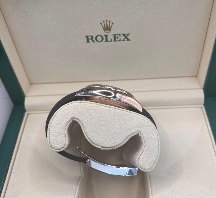Rolex Sky-dweller Rhodium Dial Rose Gold