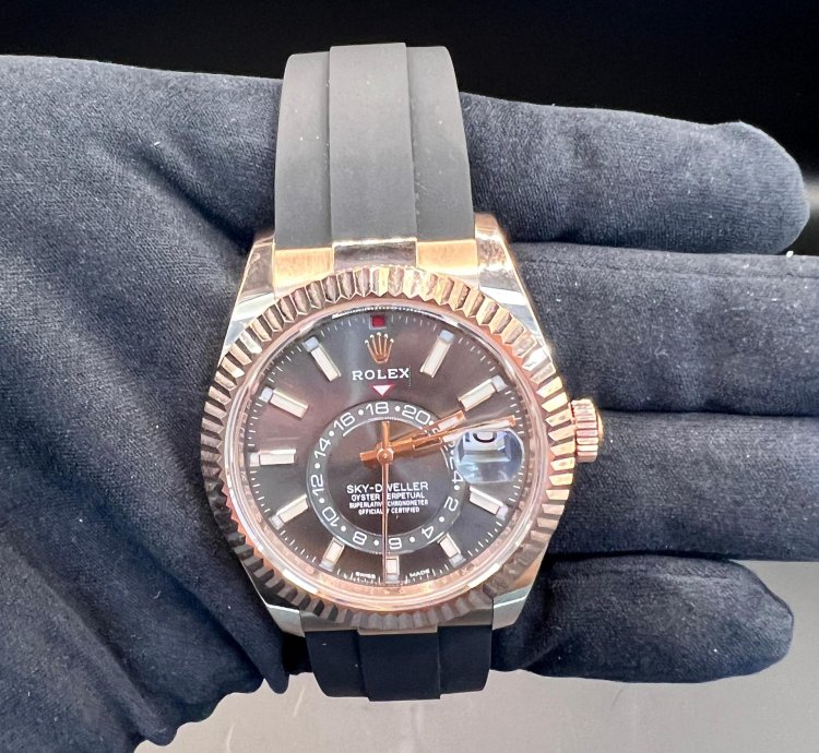 Rolex Sky-dweller Rhodium Dial Rose Gold
