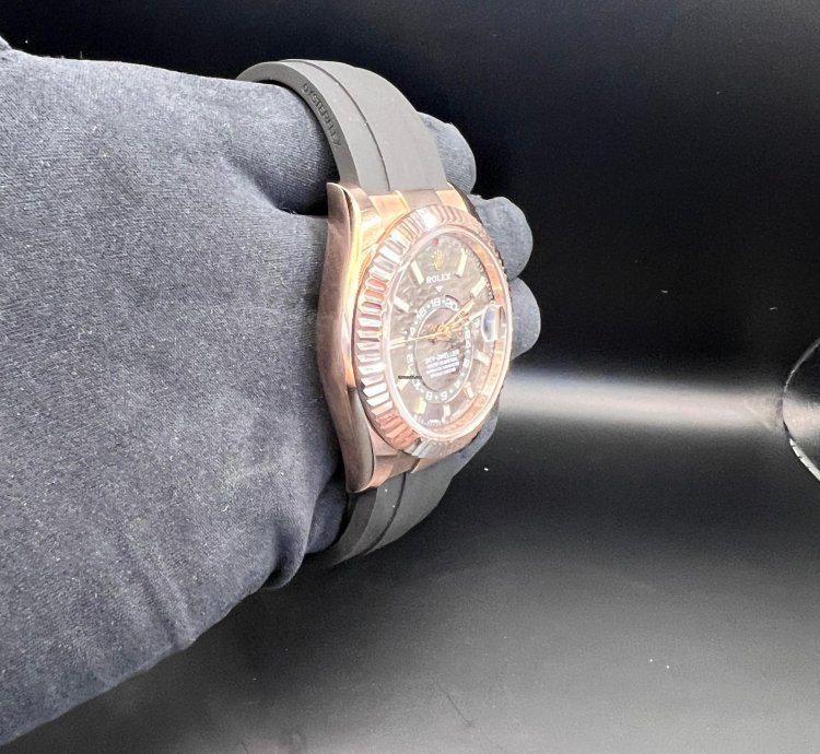 Rolex Sky-dweller Rhodium Dial Rose Gold