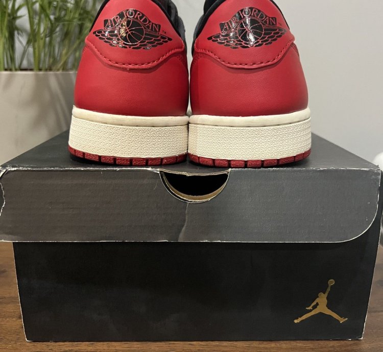 Jordan 1 Retro Low - Bred 2015