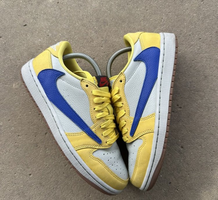 Jordan 1 Retro Low Og Sp Travis Scott Canary Size 8 5 Size 7