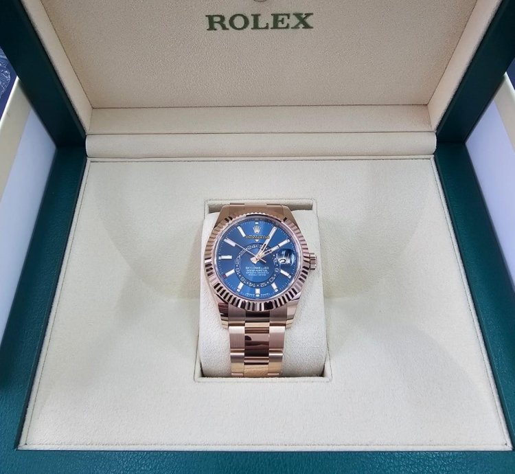 Rolex Sky-dweller Rose Gold 42mm Blue 2024 336935