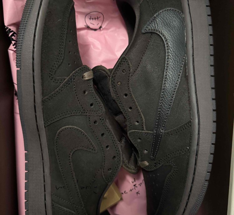 Jordan 1 Retro Low Og Sp Travis Scott Velvet Brown