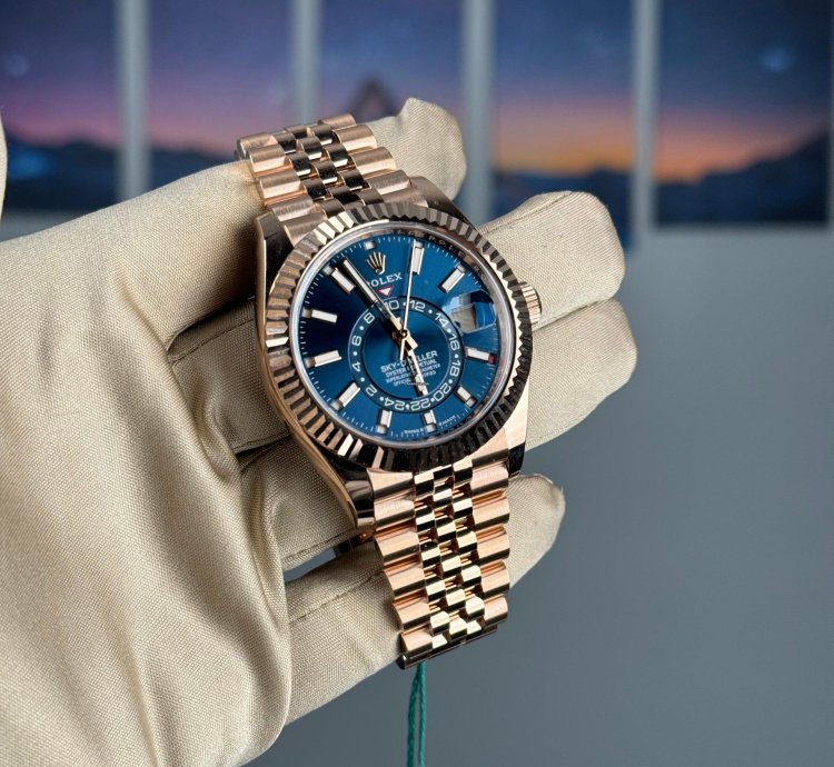 Rolex Sky-dweller Rose Gold Blue Dial Jubilee