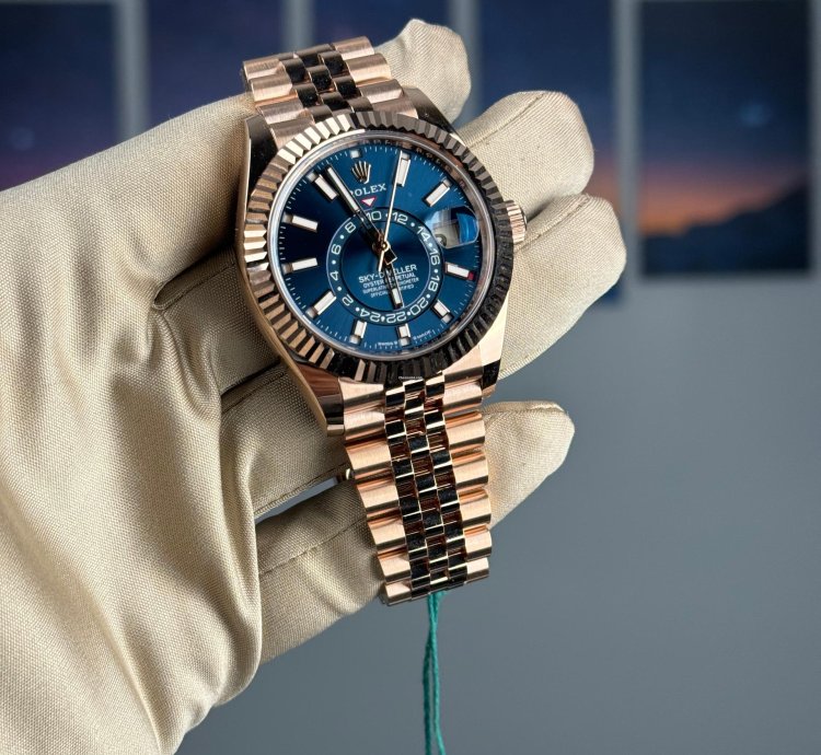 Rolex Sky-dweller Rose Gold Blue Dial Jubilee