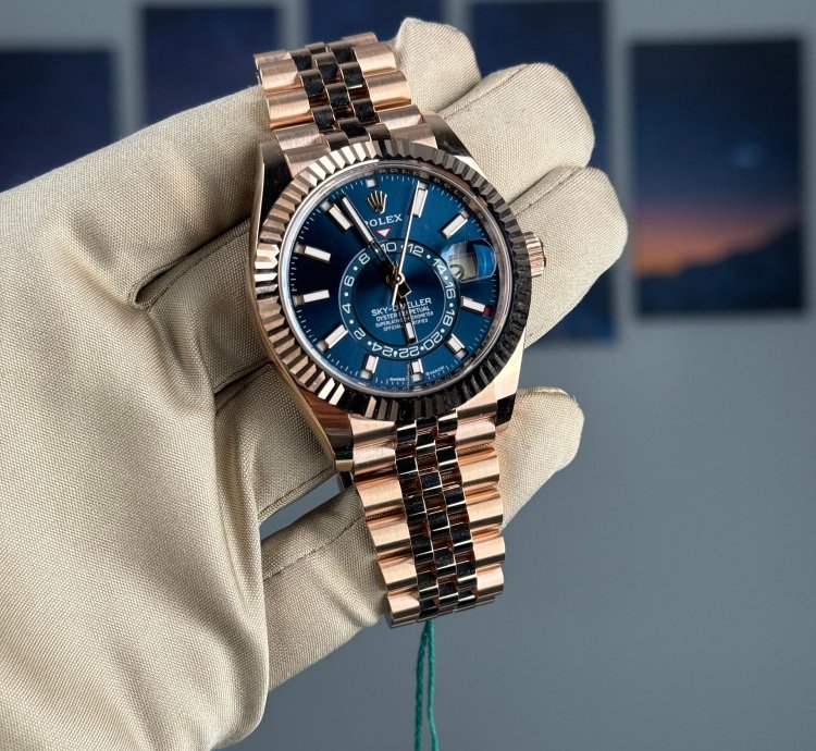 Rolex Sky-dweller Rose Gold Blue Dial Jubilee