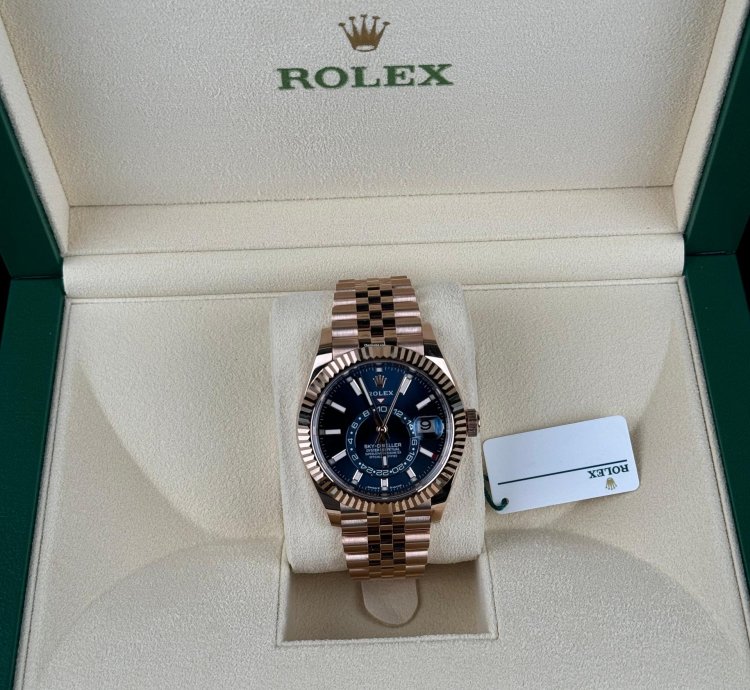 Rolex Sky-dweller Rose Gold Blue Dial Jubilee
