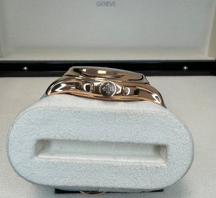 Patek Philippe Annual Calendar Chronograph 5905r-001