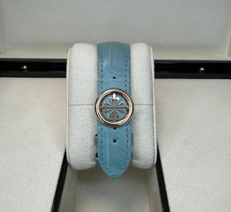 Patek Philippe Annual Calendar Chronograph 5905r-001