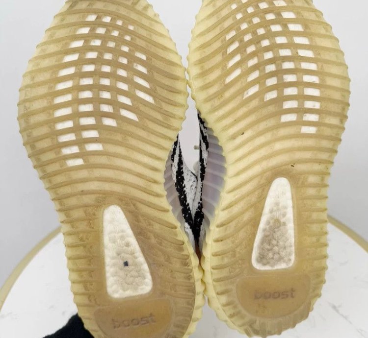 Yeezy Adidas Sneakers Size 38 5