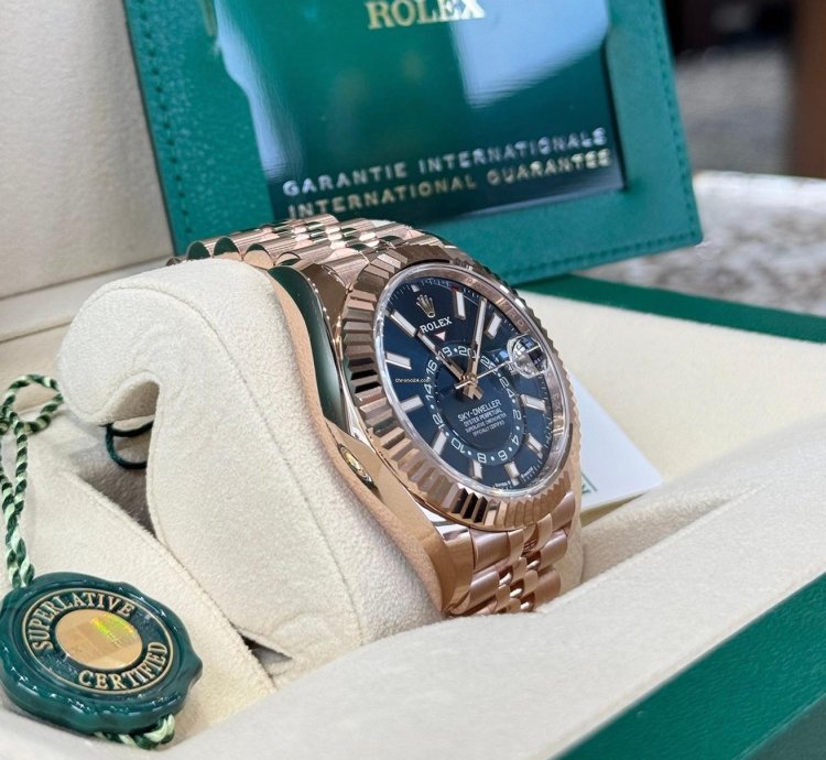 Rolex Sky-dweller Rose Gold Blue Jubilee 2025