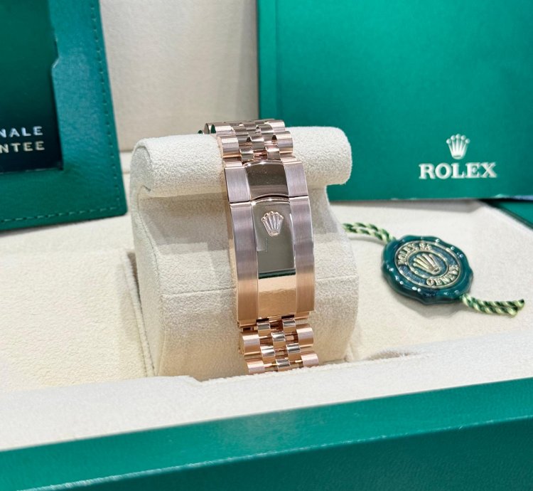 Rolex Sky-dweller Rose Gold Blue-green Dial Jubilee 2024 Full Set