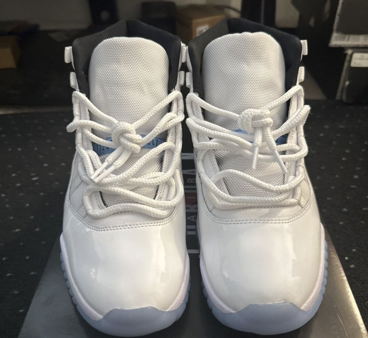 Jordan 11 Legend Blue