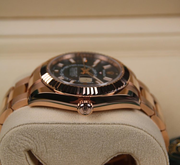 Rolex Sky-dweller Rose Gold New Full Set 2024 336935