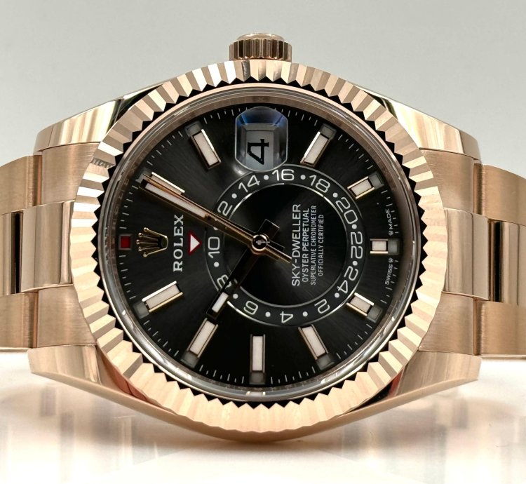 Rolex Sky-dweller Rose Gold Rhodium Dial Oyster Bracelet 336935 Unworn 2023