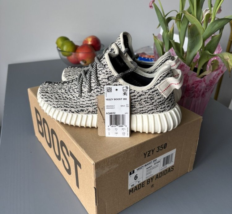 Yeezy 350 Boost Adidas