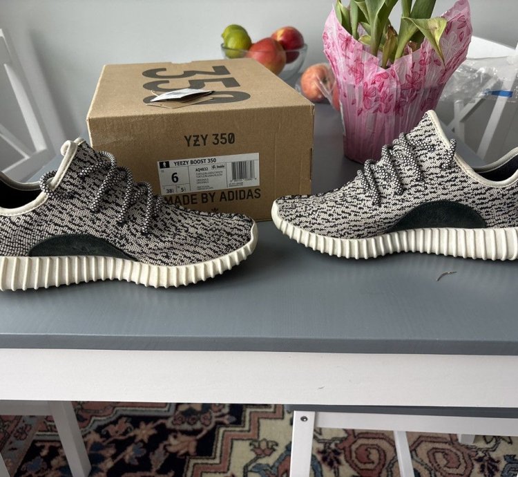 Yeezy 350 Boost Adidas