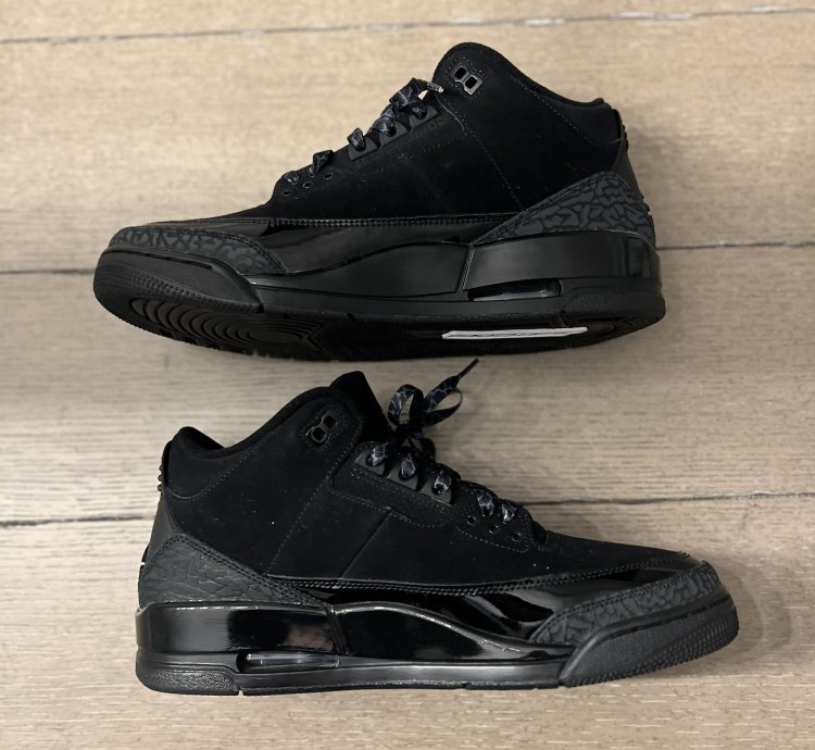 Jordan 3 Retro Black Cat 2025