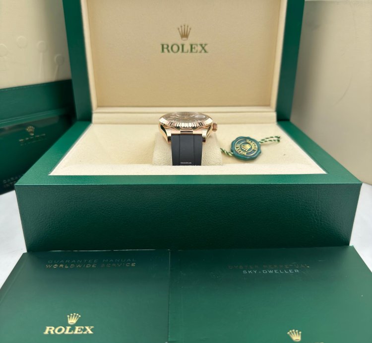 Rolex Sky-dweller Rose Gold Sky-dweller Chocolate Brown Index Dial Oysterflex 336235 Unworn 2024