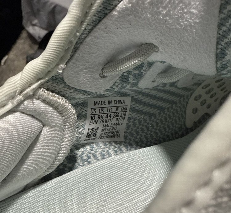 Yeezy 350 Cloud White