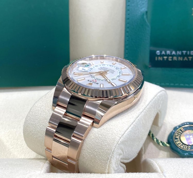 Rolex Sky-dweller Rose Gold White Dial 2022 Full Set