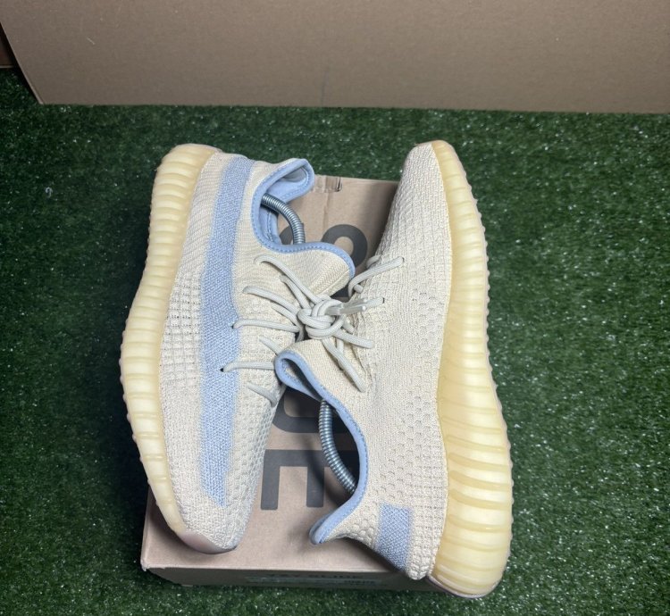 Yeezy 350 Linen