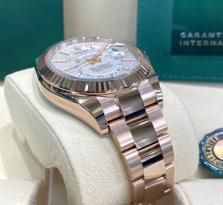Rolex Sky-dweller Rose Gold White Dial 2022 Full Set