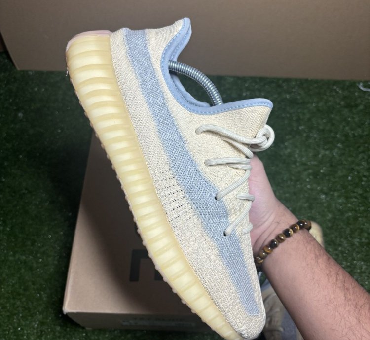 Yeezy 350 Linen