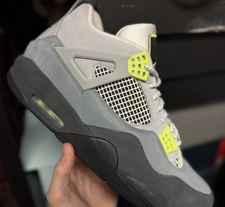 Jordan 4 Neon Size 13 Replacement Box Clean