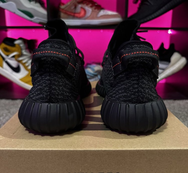 Yeezy 350 Pirate Black