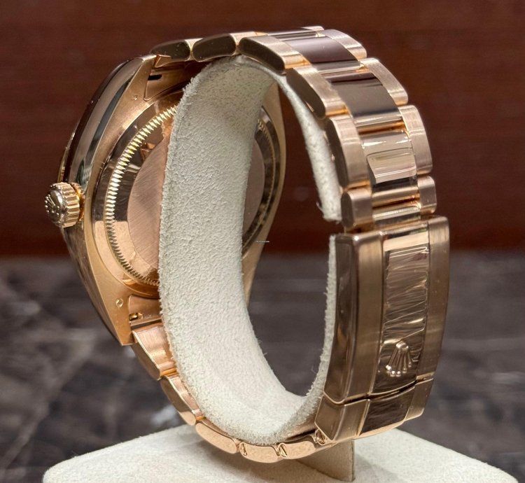 Rolex Sky-dweller Rose Sundust 2018 Fullset Ref 326935