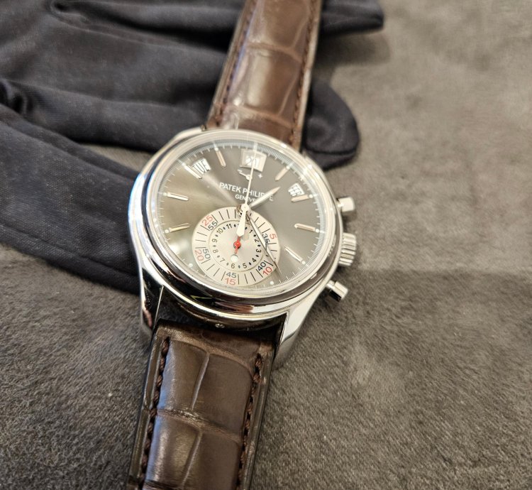 Patek Philippe Annual Calendar Chronograph 5960p-001