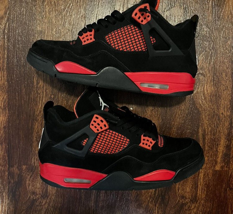 Jordan 4 Red Thunder