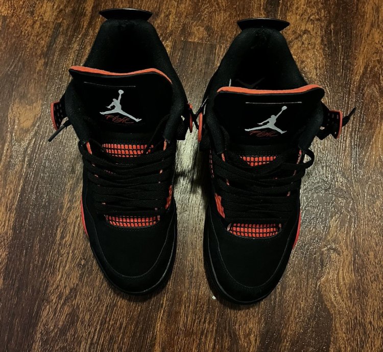 Jordan 4 Red Thunder