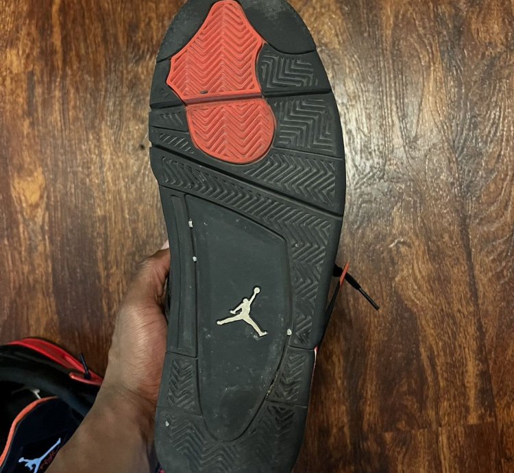 Jordan 4 Red Thunder