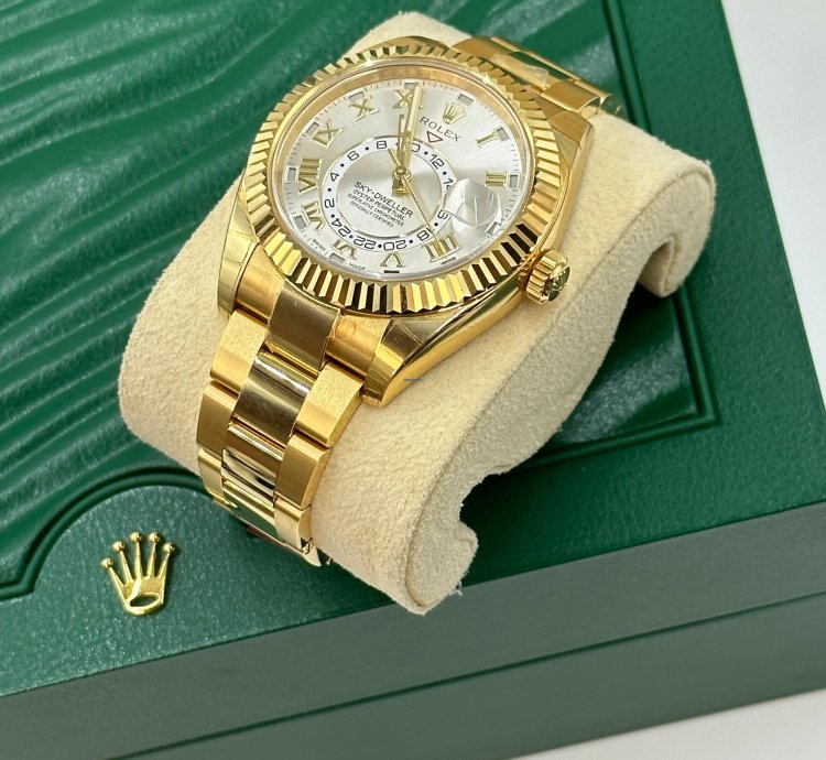 Rolex Sky-dweller Silver Roman 2021