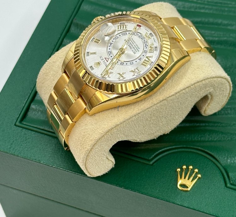 Rolex Sky-dweller Silver Roman 2021