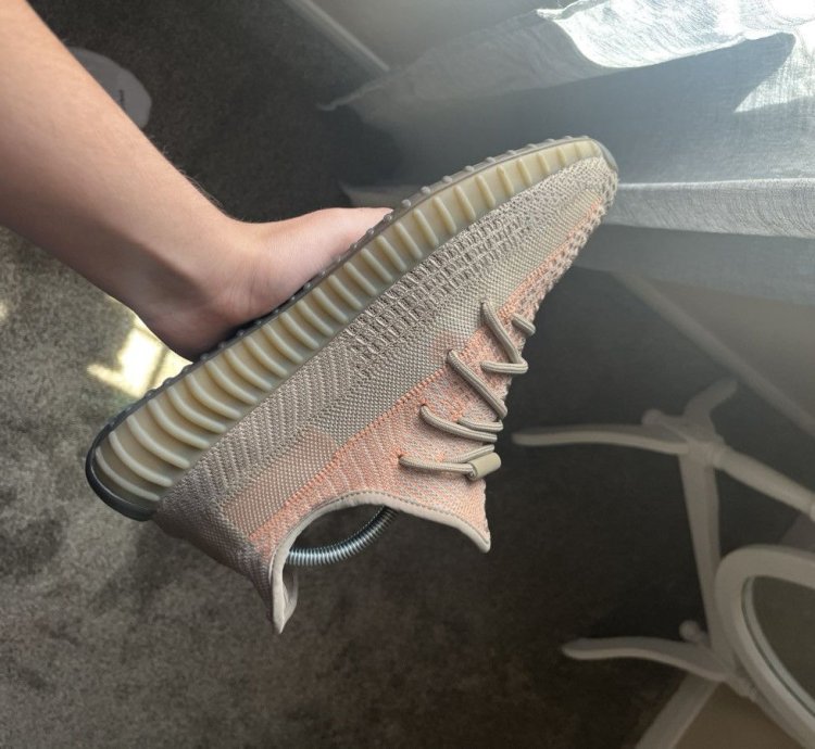 Yeezy 350 Taupe