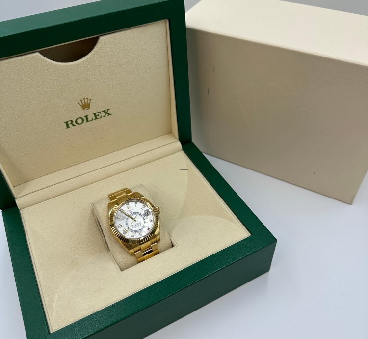 Rolex Sky-dweller Silver Roman 2021