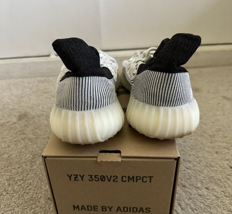 Yeezy 350 V2 Cmpct Panda