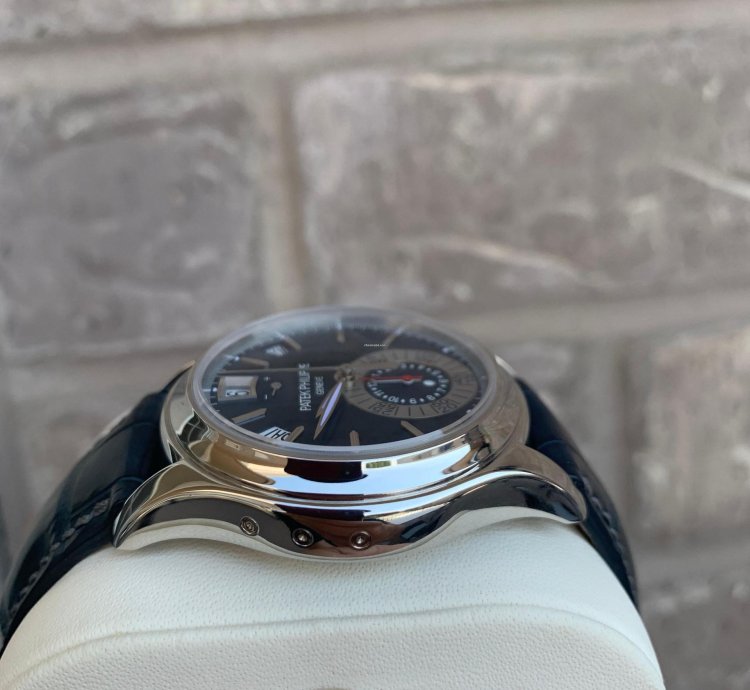 Patek Philippe Annual Calendar Chronograph 5960p-015 Blue Annual Calendar Chronograph