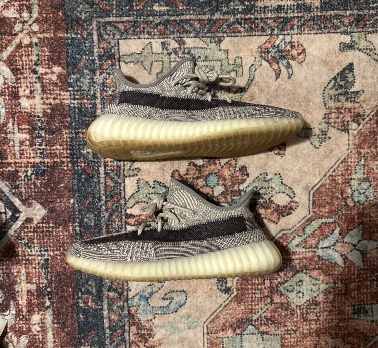 Yeezy 350 Zyon