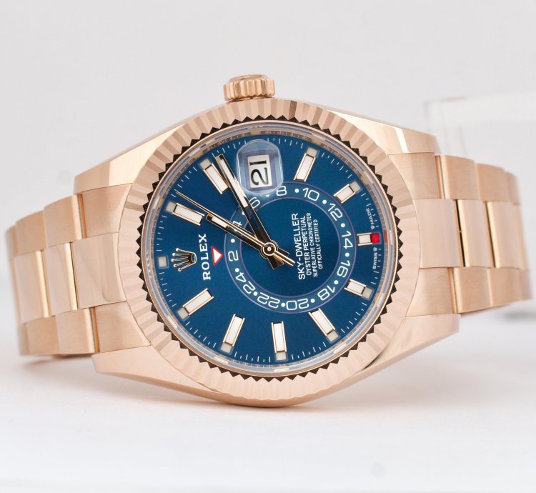 Rolex Sky-dweller Unworn 2023 Papers Rolex Sky-dweller 18k Rose Gold Blue-green 42mm 336935