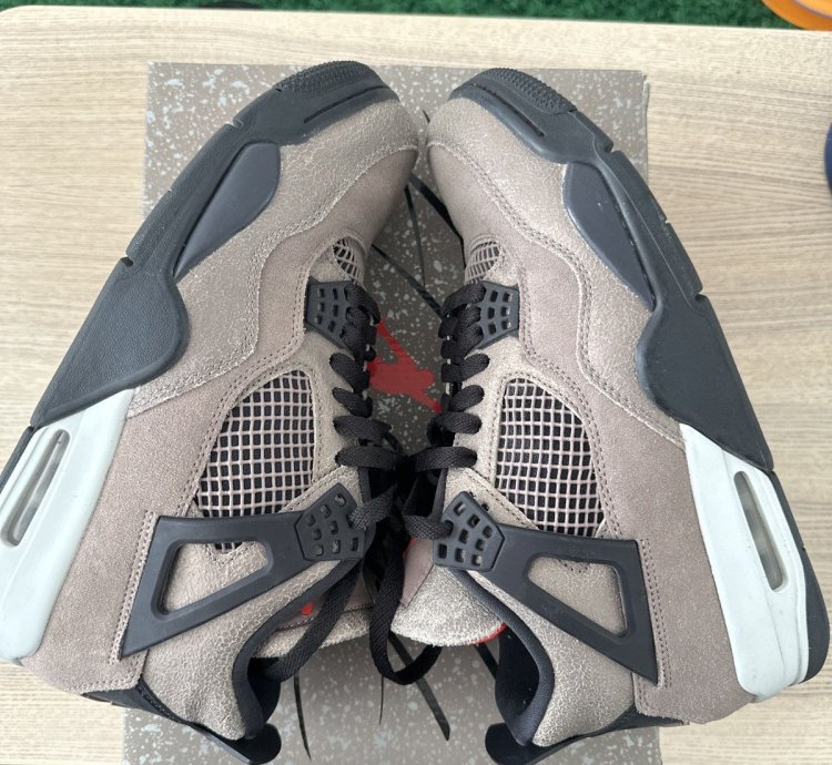 Jordan 4 Retro Taupe Haze