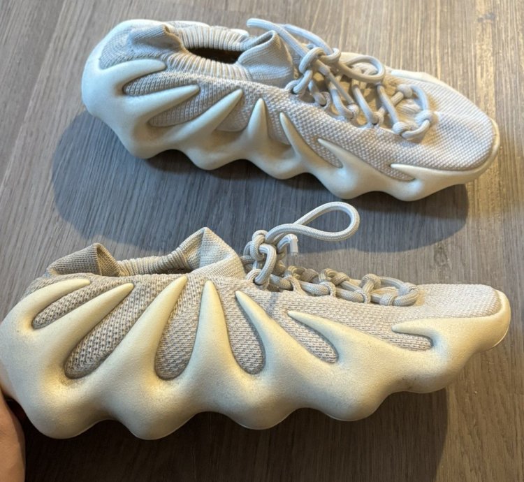 Yeezy 450 - Cloud White